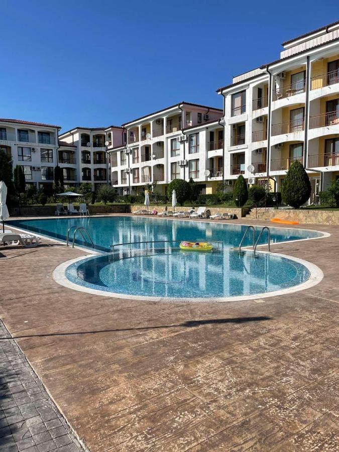 Rutland Sp Apartments 拉夫达 外观 照片