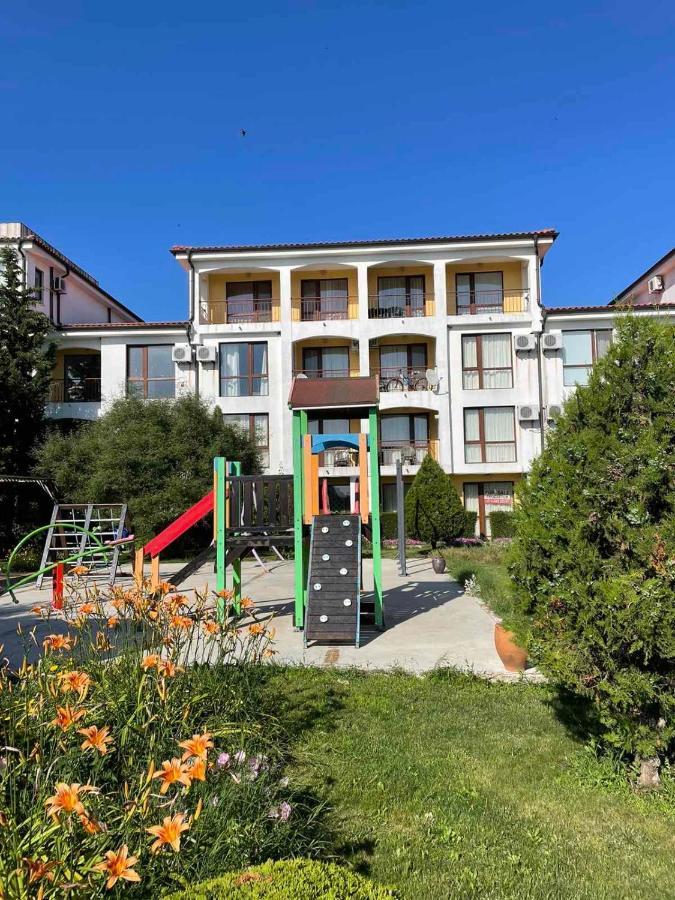 Rutland Sp Apartments 拉夫达 外观 照片