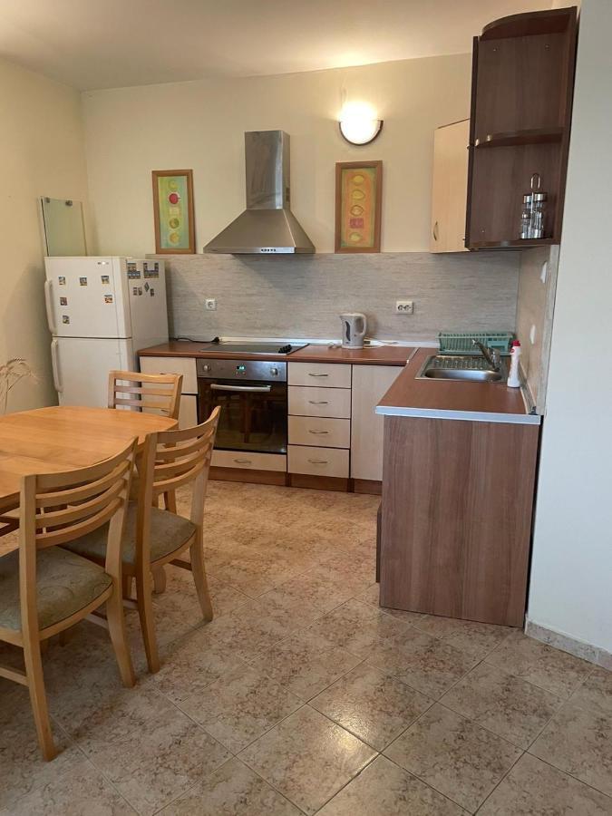 Rutland Sp Apartments 拉夫达 外观 照片